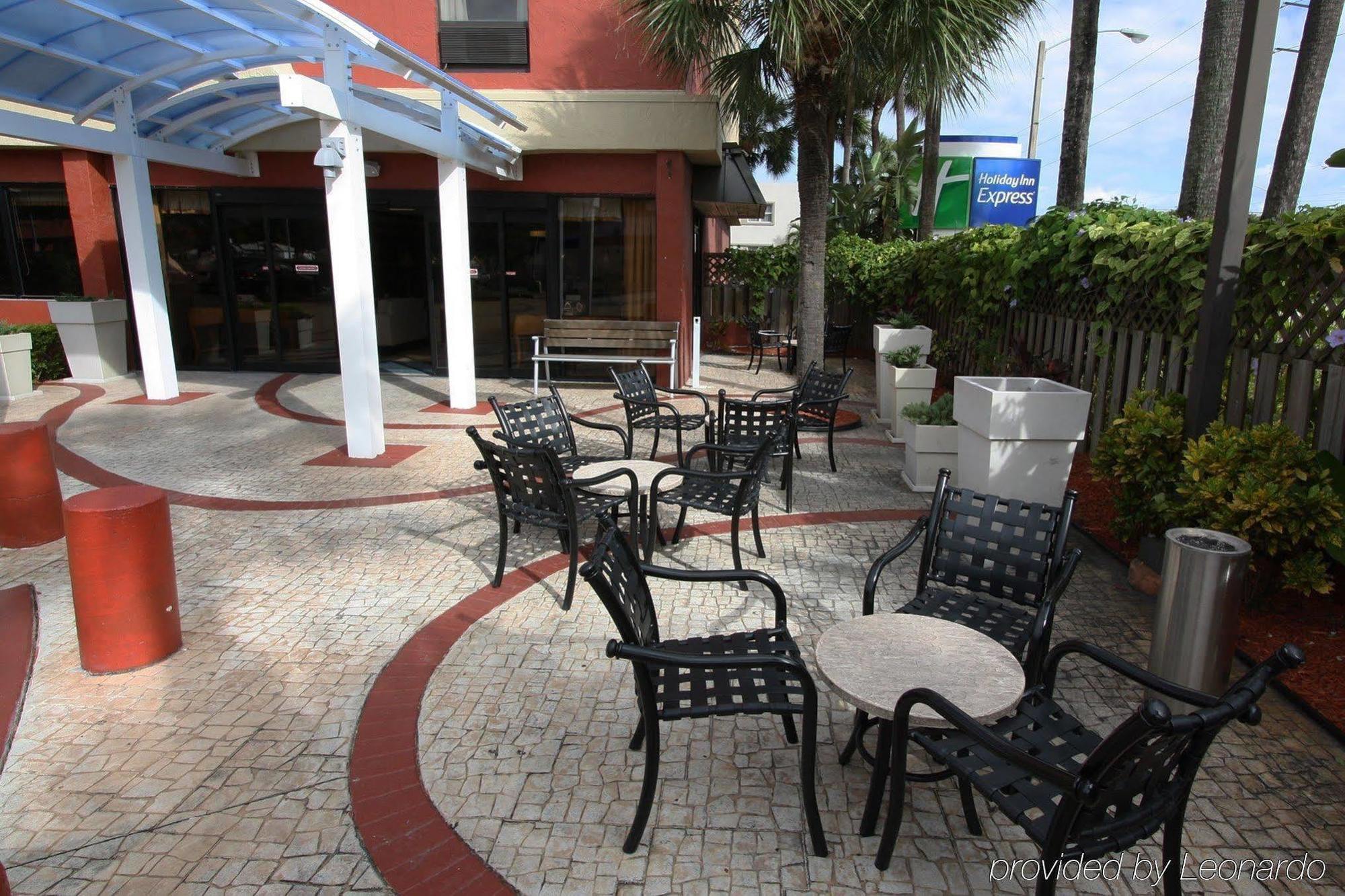 Airport Miami Springs