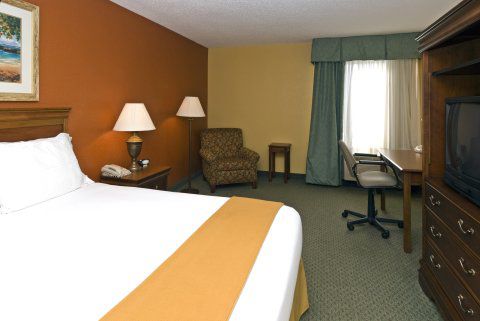 Miami Airport 3*